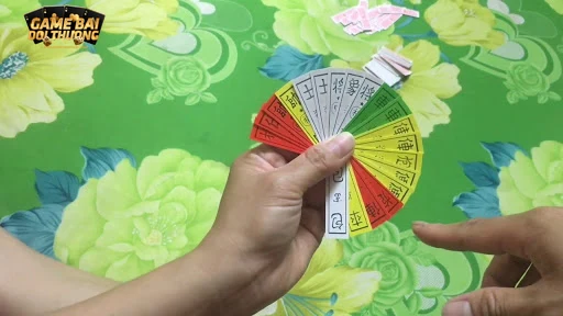 Lợi ích khi chơi game bài tứ sắc trên GAME BÀI ĐỔI THƯỞNG và kinh nghiệm chơi